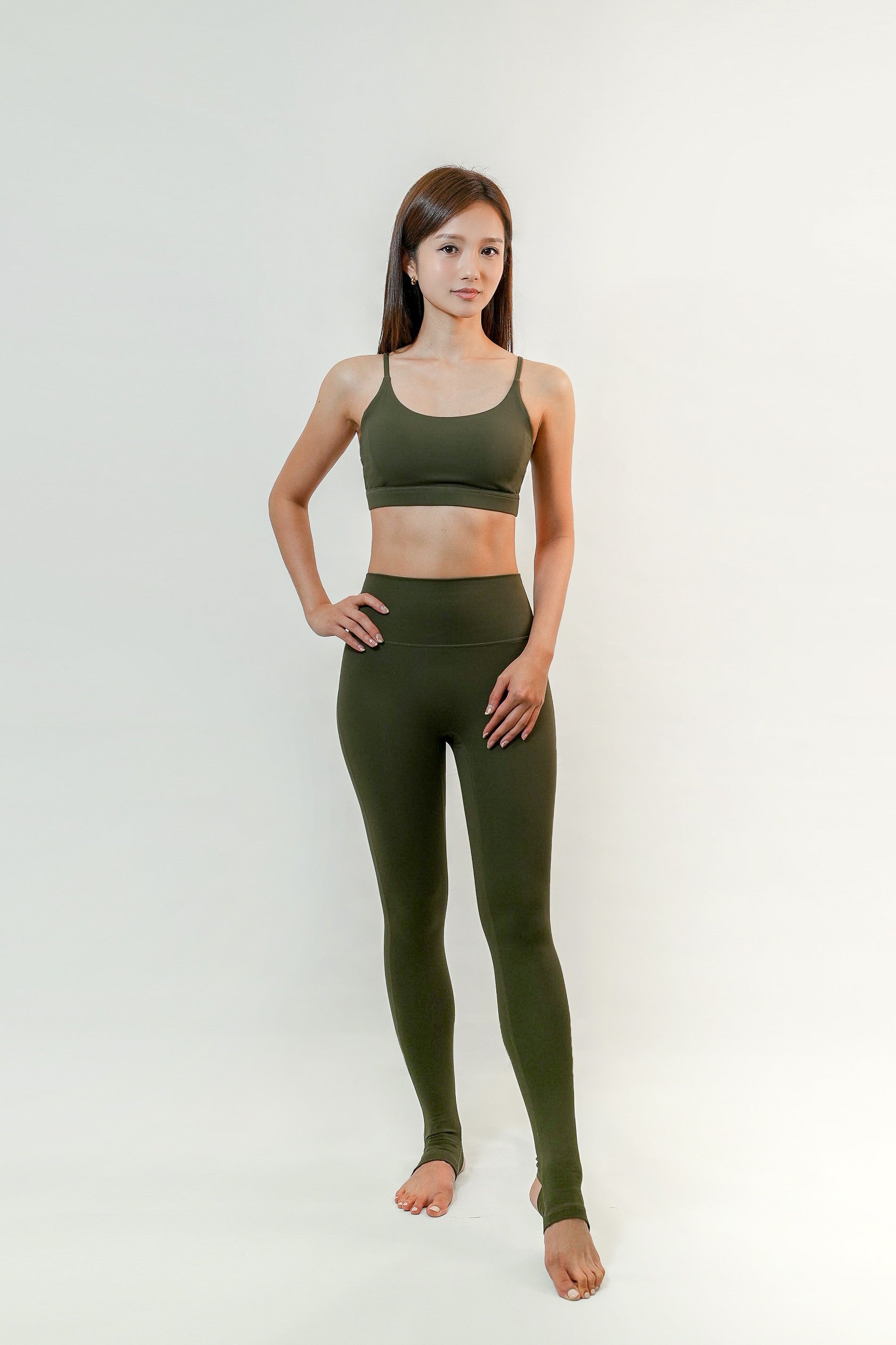 Essential High-Waist Step-on Leggings · Olive